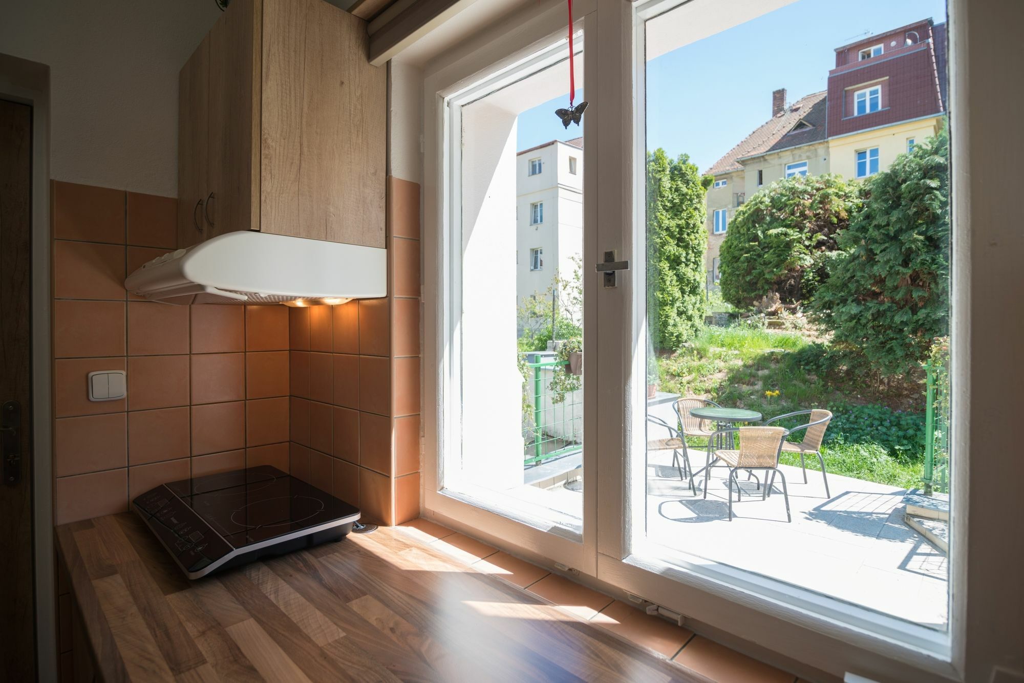 2 Bedroom Close To Castle Apartment