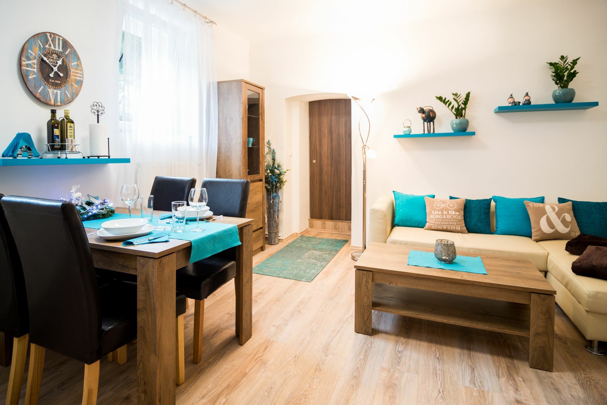 2 Bedroom Close To Castle
